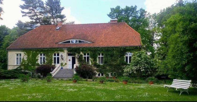 Hotel Im Park Sorkwity Exterior foto